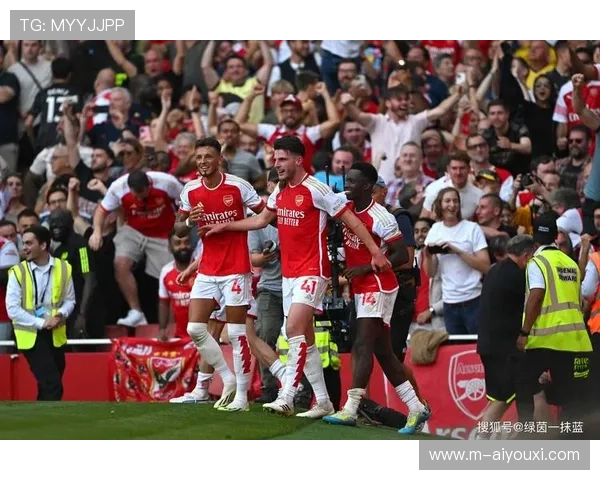 阿森纳力争再现赛季不败辉煌 球迷期待荣耀时刻重临